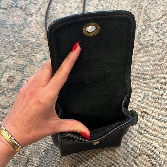 Vintage coach crossbody - Picture 9 of 13